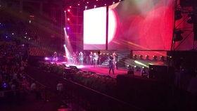 杨洋亲吻视频花絮,甜蜜瞬间引粉丝尖叫