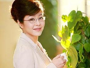 主持人柏燕谊个人资料,主持界的璀璨明星，揭秘她的成长之路与辉煌成就